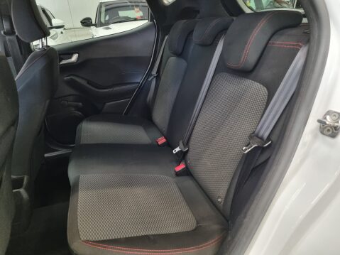 Ford Fiesta ST-LINE 18