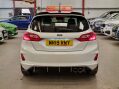 Ford Fiesta ST-LINE 6
