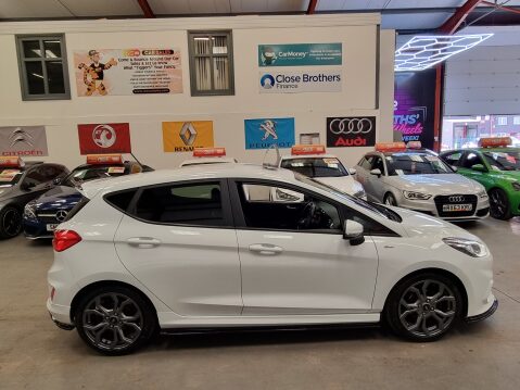 Ford Fiesta ST-LINE 4