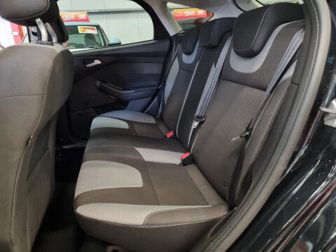 Ford Focus ZETEC 15