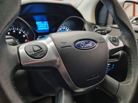 Ford Focus ZETEC 16