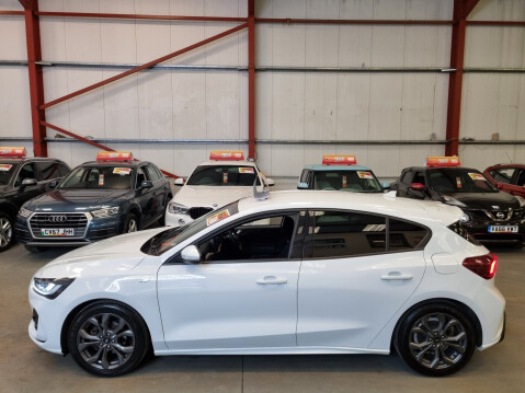 Ford Focus ST-LINE 5