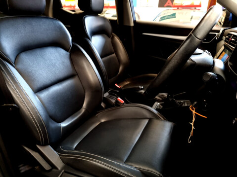 MG ZS EXCLUSIVE 10