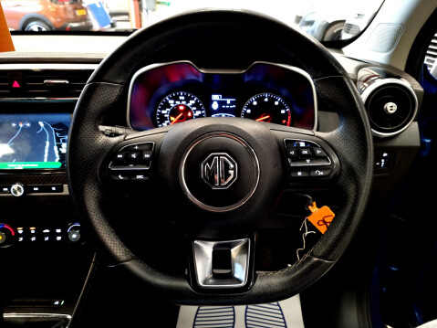 MG ZS EXCLUSIVE 21