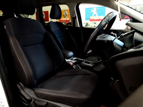 Ford Kuga ZETEC TDCI 11
