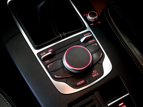 Audi A3 TDI S LINE 19