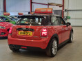 Mini Hatch COOPER D 8