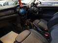 Mini Hatch COOPER D 11