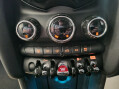 Mini Hatch COOPER D 15