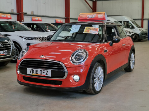 Mini Hatch COOPER D 4