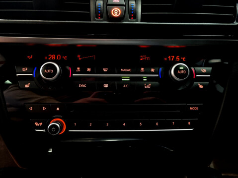 BMW X6 XDRIVE30D M SPORT 18