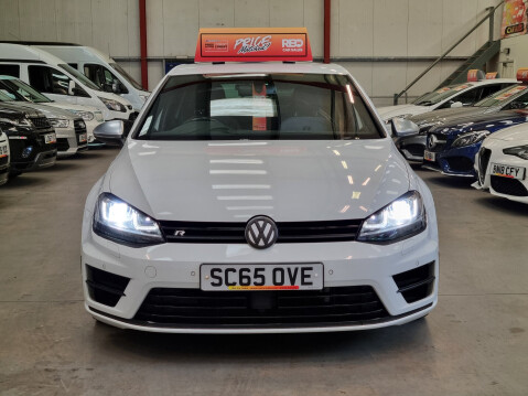 Volkswagen Golf R DSG 2
