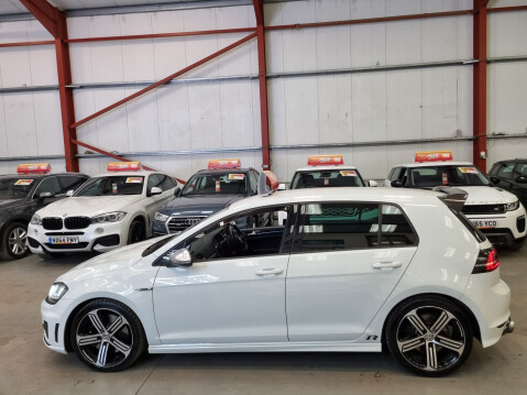 Volkswagen Golf R DSG 3