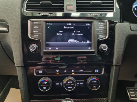 Volkswagen Golf R DSG 13