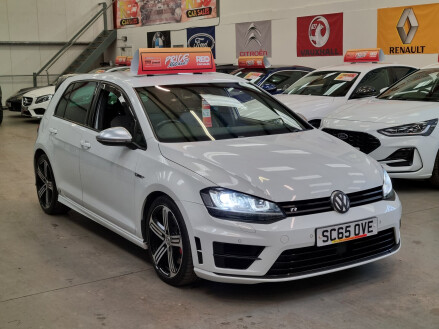 Volkswagen Golf R DSG