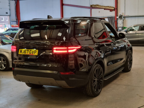 Land Rover Discovery TD6 HSE 8