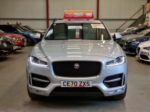Jaguar F-Pace R-SPORT AWD 3