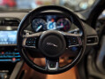 Jaguar F-Pace R-SPORT AWD 10