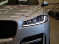 Jaguar F-Pace R-SPORT AWD 17