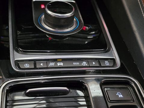 Jaguar F-Pace R-SPORT AWD 17