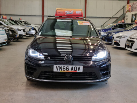Volkswagen Golf R DSG 3