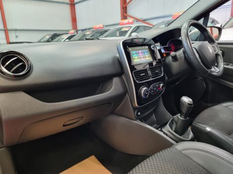 Renault Clio GT LINE TCE 11