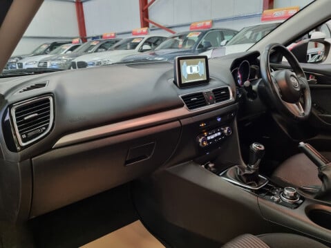 Mazda 3 SPORT NAV 9