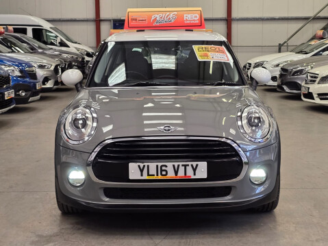 Mini Hatch COOPER 2