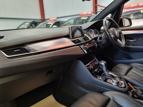 BMW 2 Series 225XE M SPORT PREMIUM ACTIVE TOURER 11