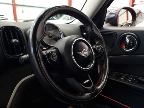 Mini Countryman COOPER S 18