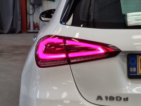 Mercedes-Benz A Class A 180 D AMG LINE PREMIUM PLUS 6