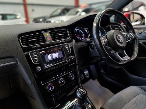 Volkswagen Golf R LINE EDITION TDI BLUEMOTION TECHNOLOGY 14