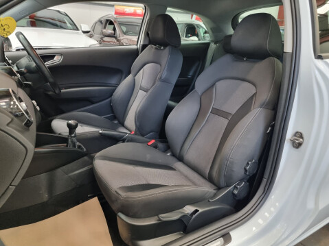 Audi A1 TFSI SPORT 12