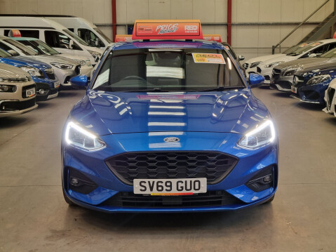 Ford Focus ST-LINE 2