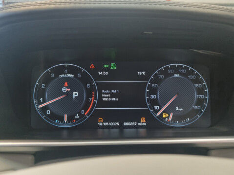 Land Rover Range Rover Sport V8 SVR 30