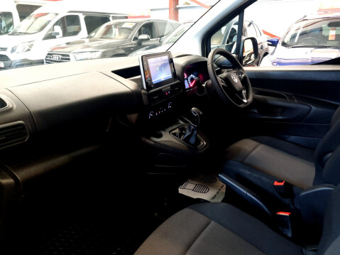 Vauxhall Combo L1H1 2000 LE NAV S/S 10
