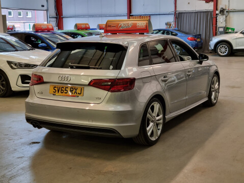 Audi A3 TDI S LINE 8