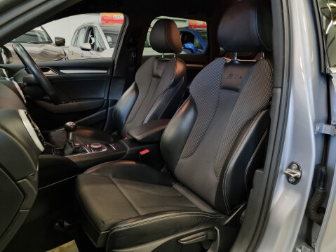 Audi A3 TDI S LINE 13