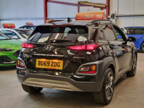 Hyundai KONA PREMIUM 8