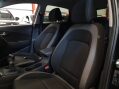 Hyundai KONA PREMIUM 12