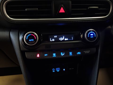Hyundai KONA PREMIUM 14