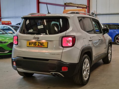 Jeep Renegade M-JET LIMITED 8