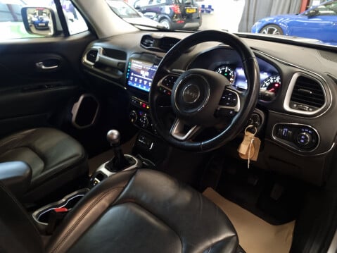Jeep Renegade M-JET LIMITED 9