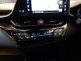 Toyota C-HR DYNAMIC 15