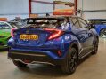 Toyota C-HR DYNAMIC 8