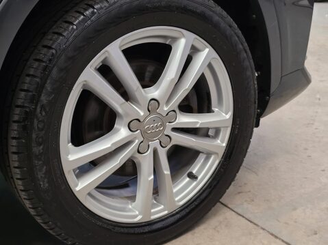 Audi Q3 TFSI S LINE EDITION 12