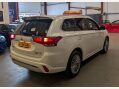Mitsubishi Outlander PHEV JURO 3