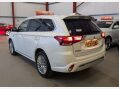 Mitsubishi Outlander PHEV JURO 4