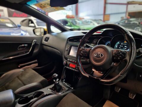 Kia Pro Ceed GT 8