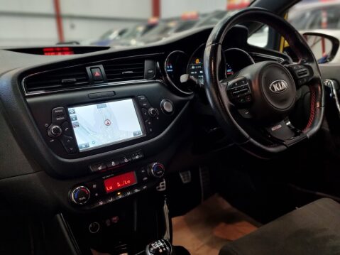 Kia Pro Ceed GT 12